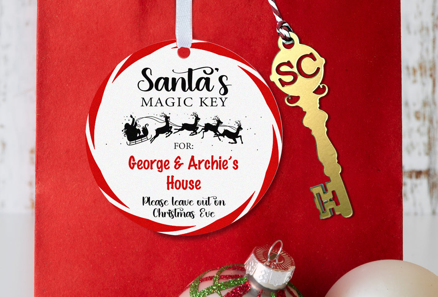 Santa's Magic Door Key Gift Boxed Personalised Xmas Bauble Tree Decoration